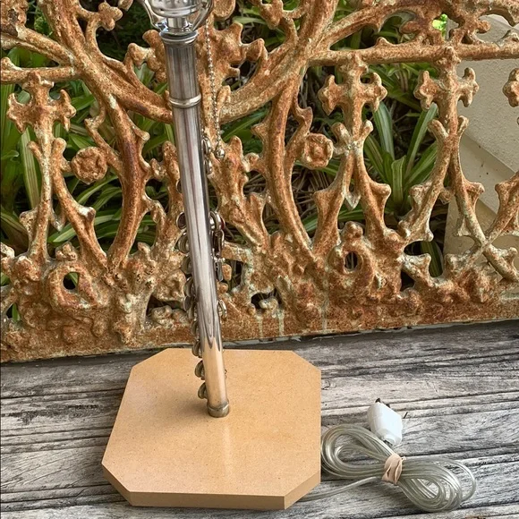 Vintage Bundy Made By Selmer Flute Unique Silver Lamp